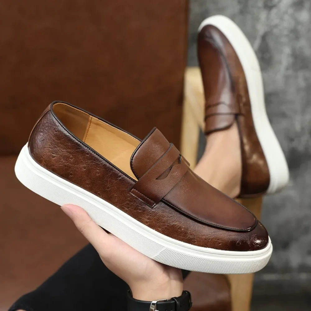 Mocassim de Couro Slip On Masculino Saint James