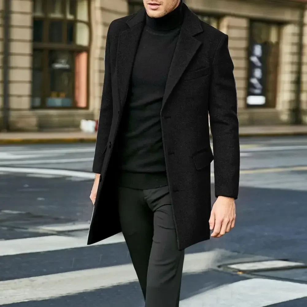 Sobretudo_Masculino_Street_Saint_James_Preto_01.webp
