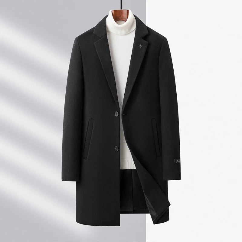 Sobretudo Preto Masculino em Lã Peruana Saint James